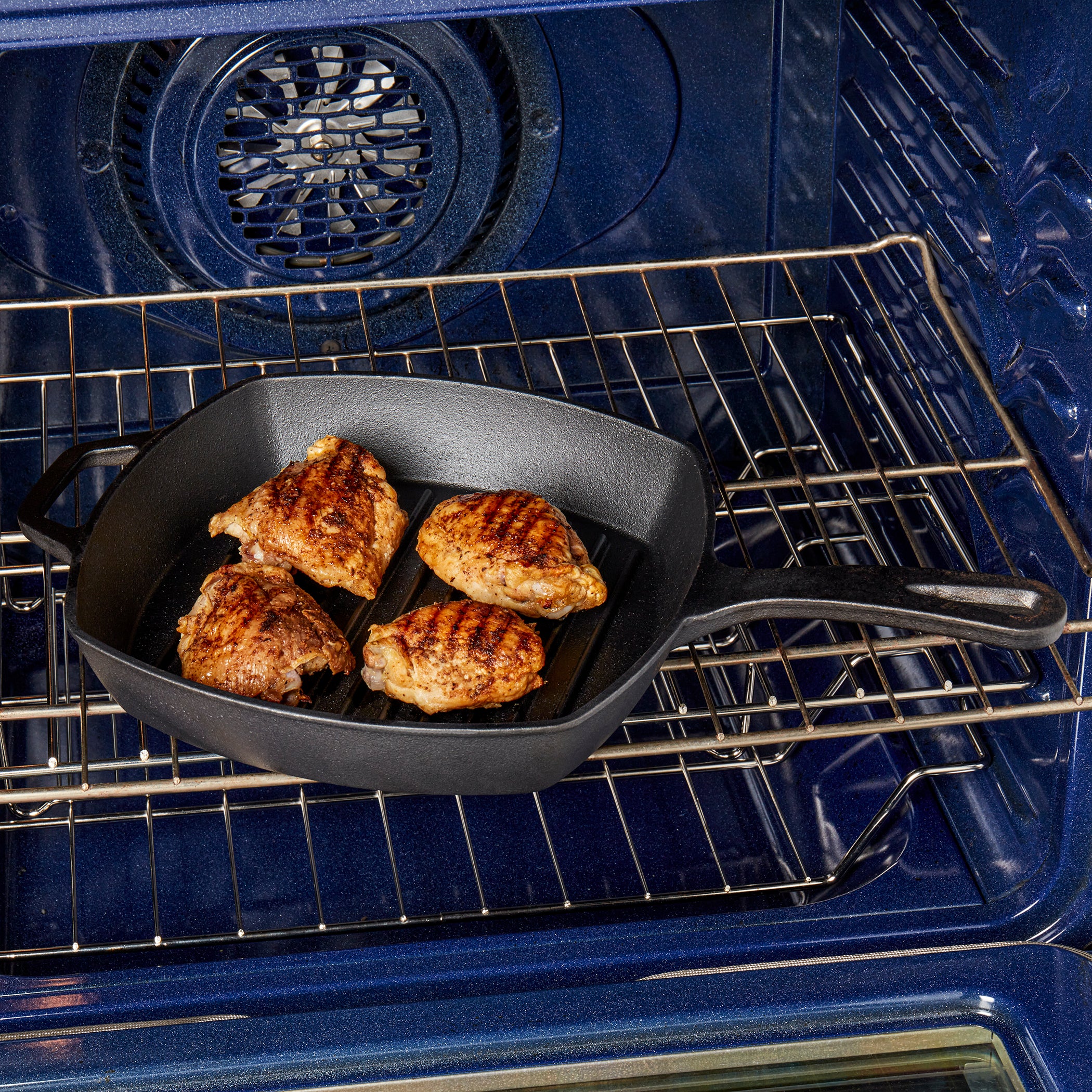 10.25" Square Pre-Seasoned Cast Iron Skillet Grill Pan - Image 4