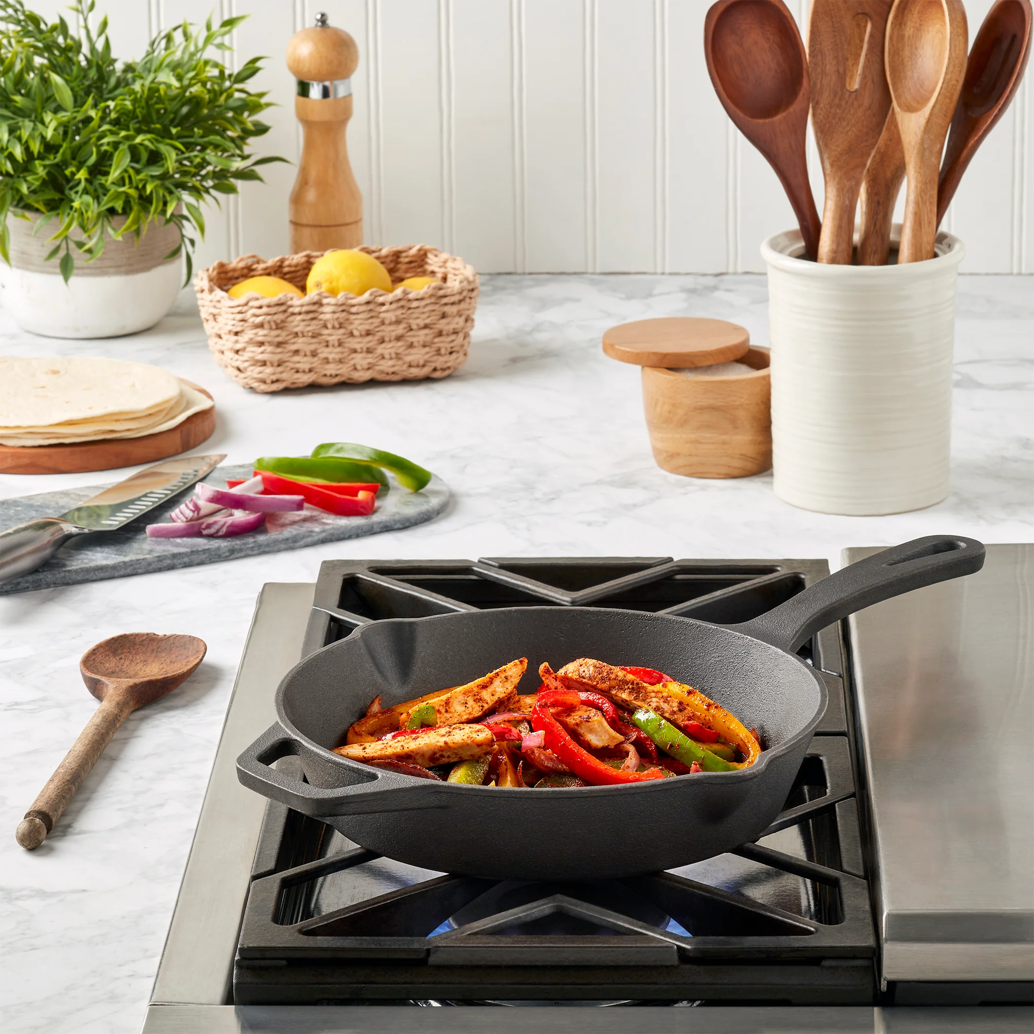 10" Round Pre-Seasoned Cast Iron Skillet Frying Pan - Image 3