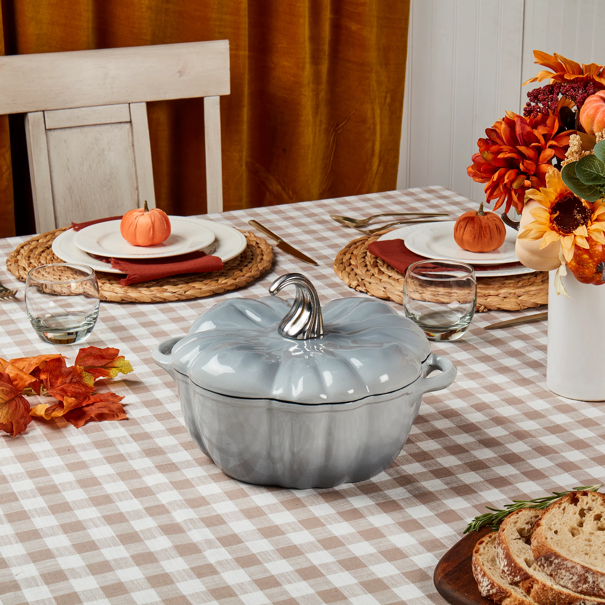 2-Quart / 4-Quart Enameled Cast Iron Pumpkin Dutch Ovens, Silver - Image 10