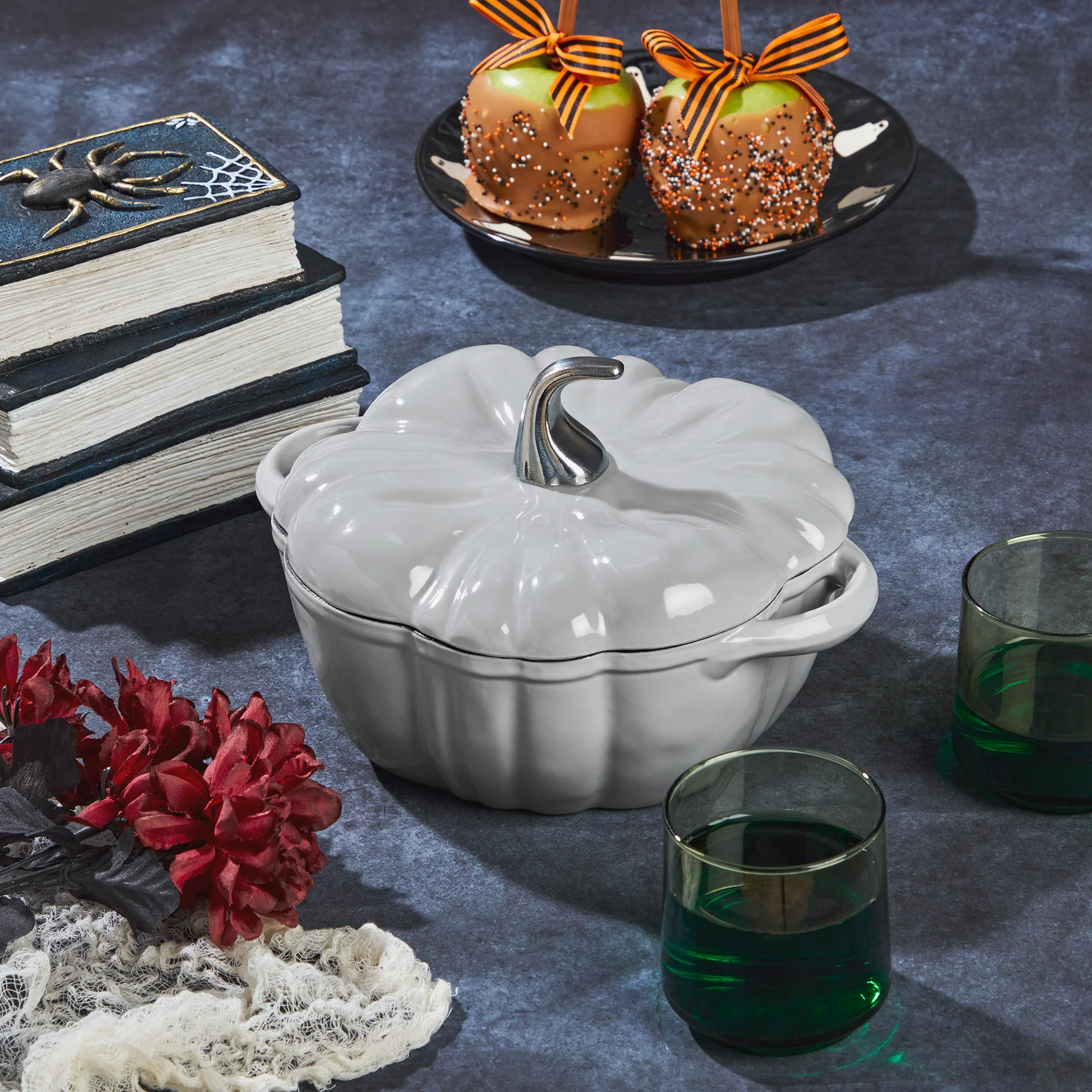 2-Quart / 4-Quart Enameled Cast Iron Pumpkin Dutch Ovens, Silver - Image 15