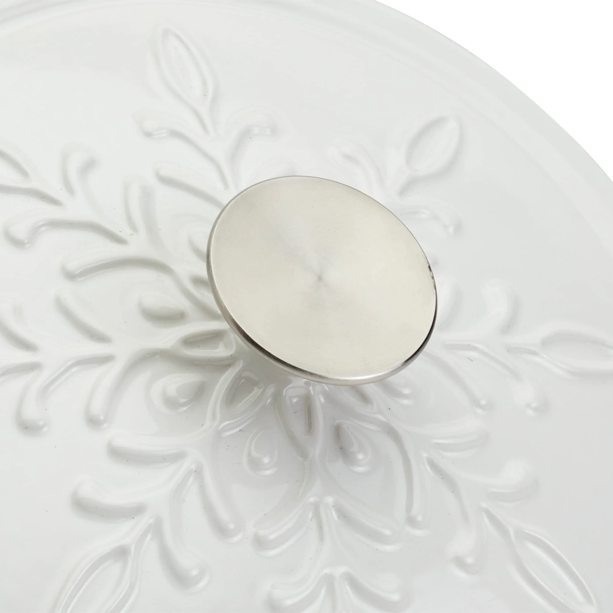 3-Quart Enameled Cast Iron Snowflake Dutch Oven, White - Image 6