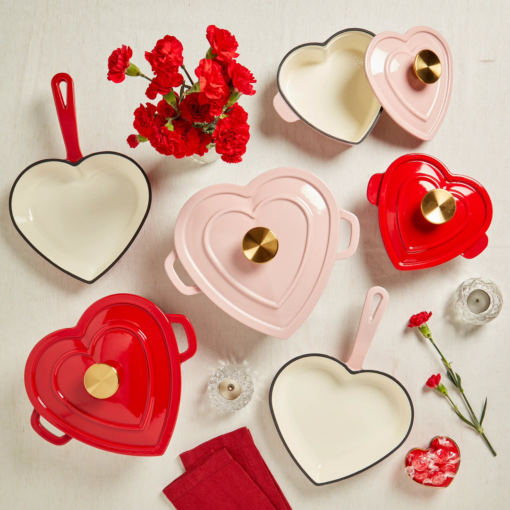 3-Quart Enameled Cast Iron Heart-Shaped Dutch Oven, Red - Image 3