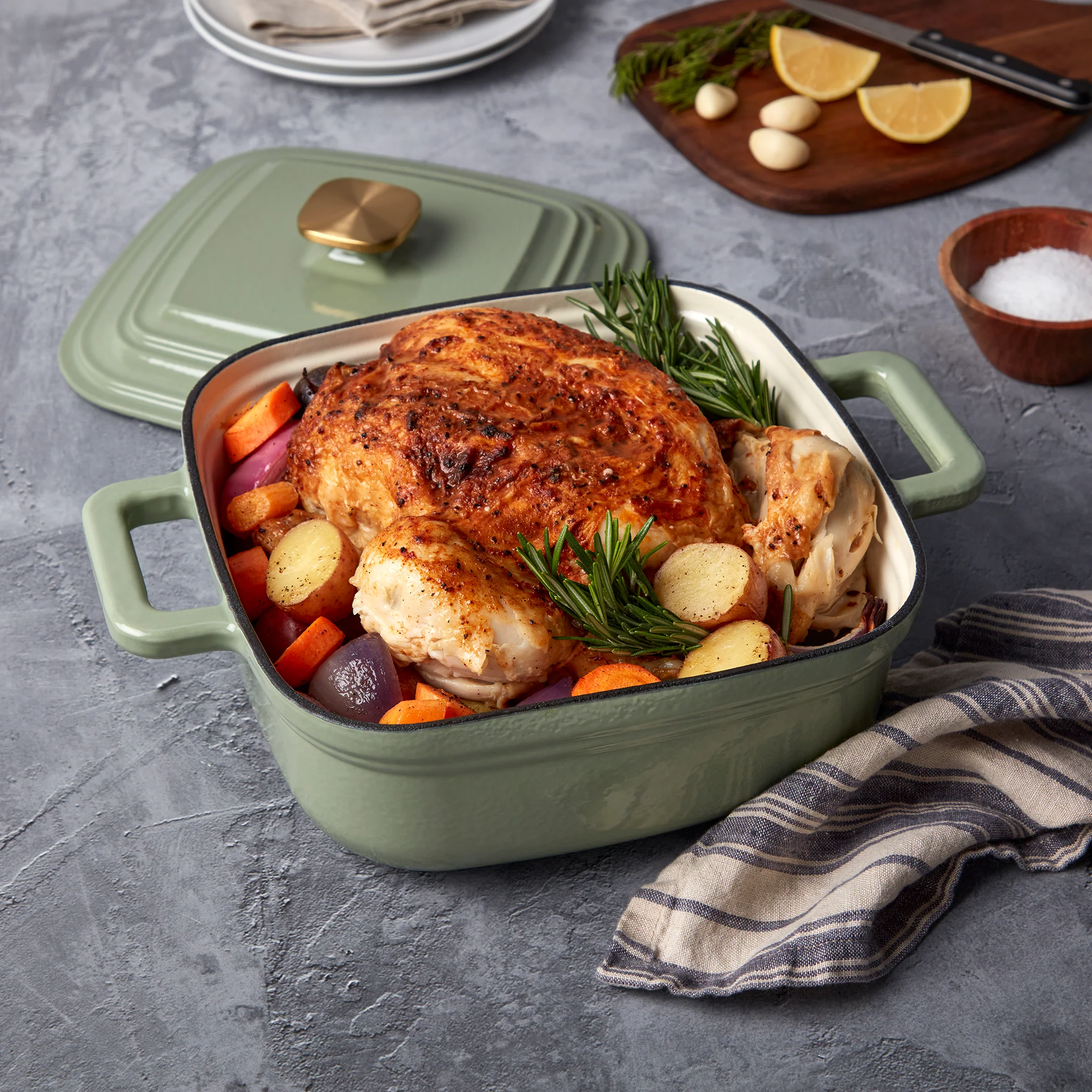 4-Quart Enameled Cast Iron Square Dutch Ovens, Matcha Green - Image 4