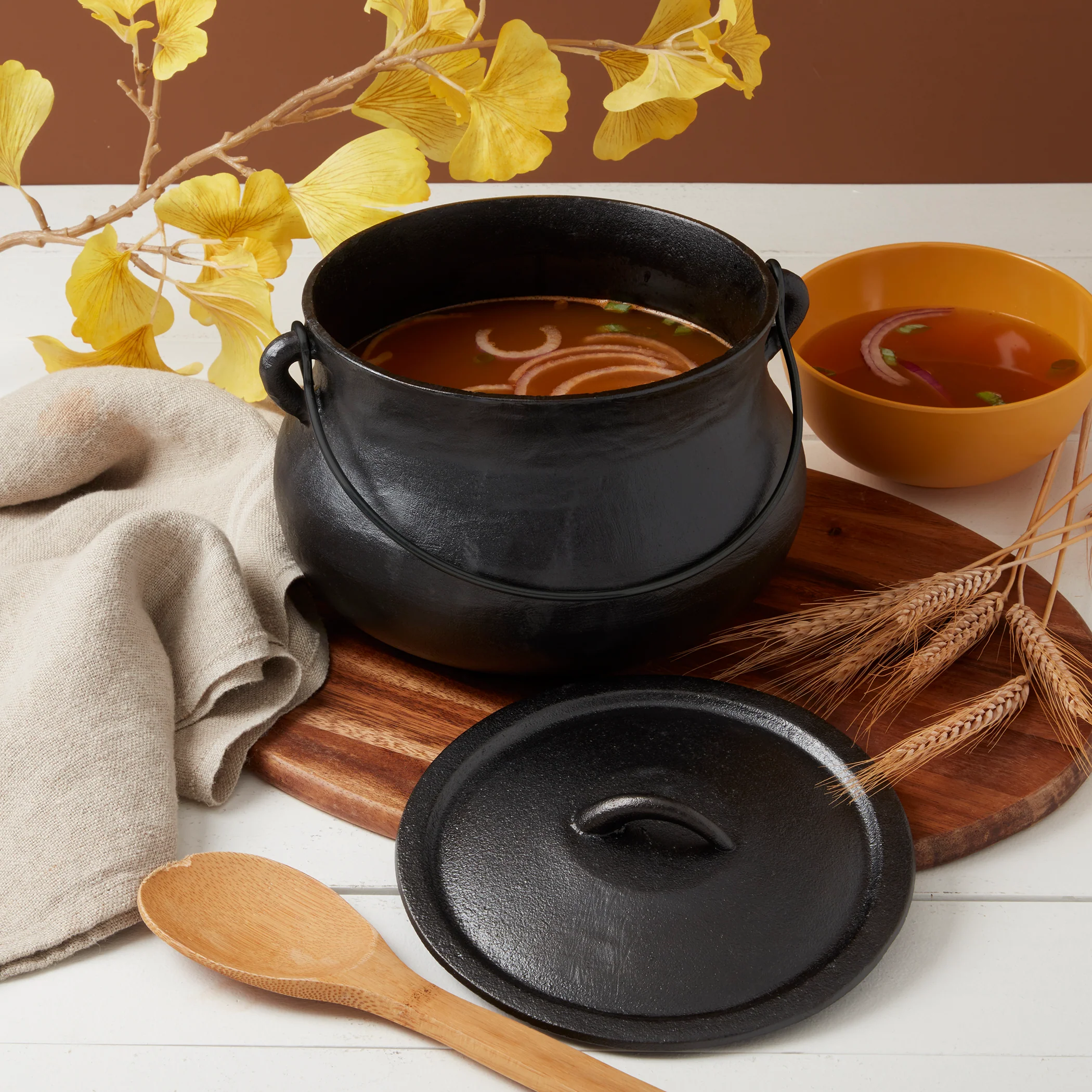 4-Quart Cast Iron Cauldron Pot with Handle - Image 5