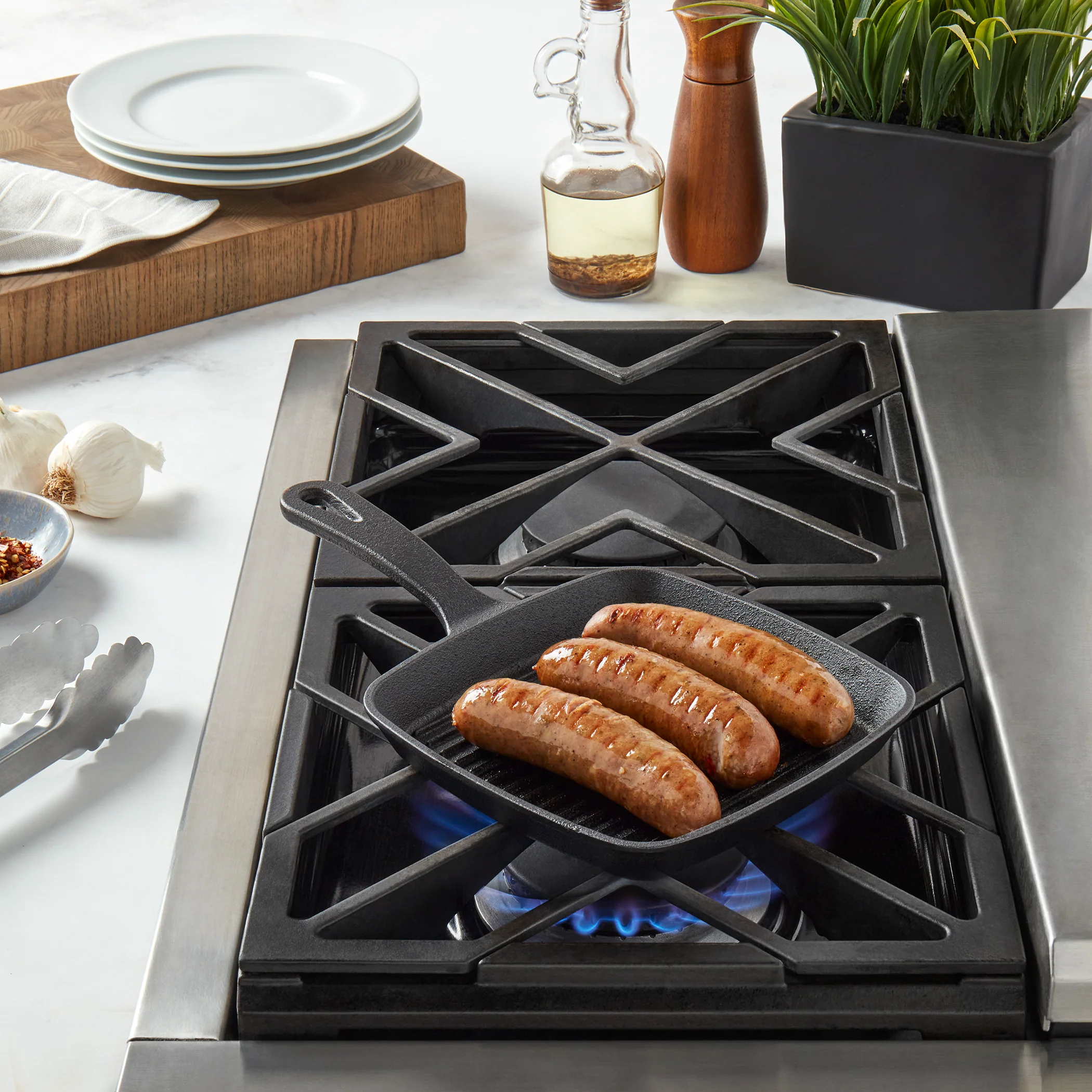 6.75" Square Pre-Seasoned Cast Iron Skillet Grill Pan - Image 3