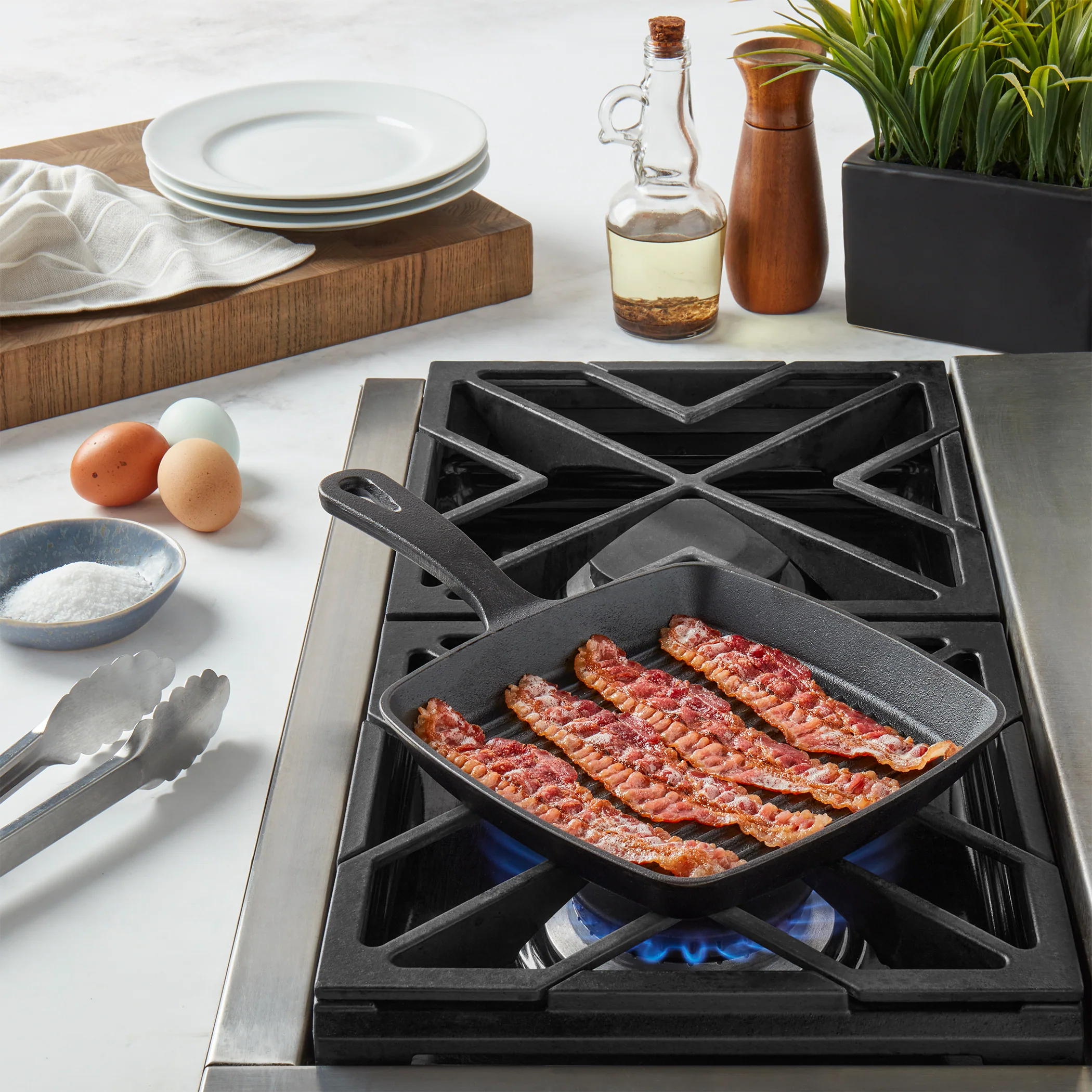 8" Square Pre-Seasoned Cast Iron Skillet Grill Pan - Image 3